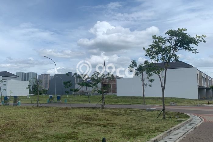 Tanah Dijual Lokasi Strategis di Jakarta Utara dengan Luas 370m2 Tanah Dijual Lokasi Strategis di Jakarta Utara dengan Luas 370m2