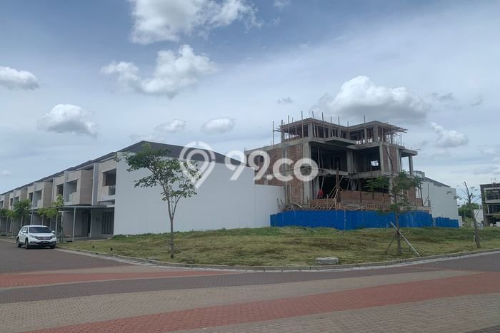 Tanah Dijual Lokasi Strategis di Jakarta Utara dengan Luas 370m2 Tanah Dijual Lokasi Strategis di Jakarta Utara dengan Luas 370m2