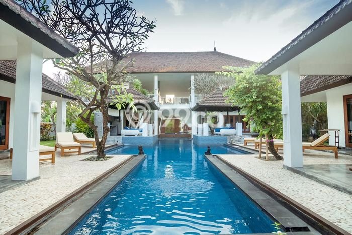 Jual Rumah Mewah Megah Dengan View Cantik di Kerobokan, Badung Jual Rumah Mewah Megah Dengan View Cantik di Kerobokan, Badung