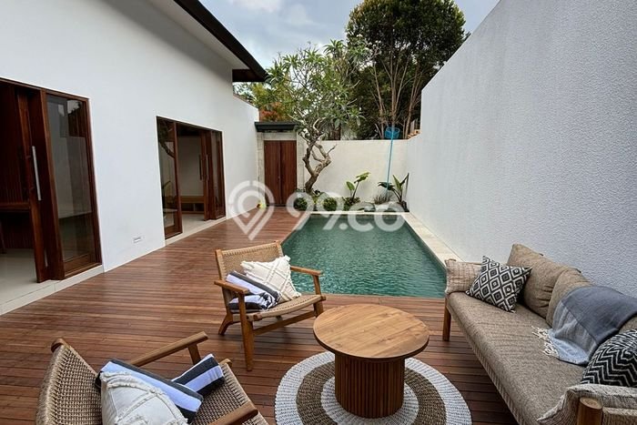 Ready to Use! Luxury House LT 150m2 Desain Elegan di Umalas Ready to Use! Luxury House LT 150m2 Desain Elegan di Umalas