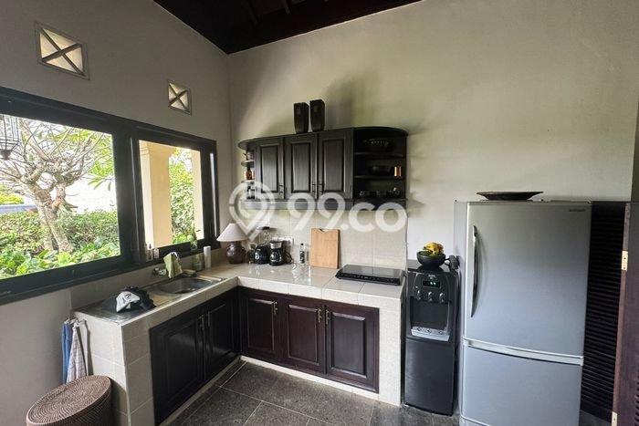 BEST OFFER! Rumah Siap Huni area , Luas 250m2m² Bangunan 113m2m² BEST OFFER! Rumah Siap Huni area , Luas 250m2m² Bangunan 113m2m²