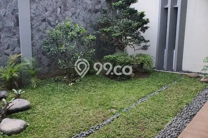 Dijual Rumah Luas Elegan Dengan View Eksklusif di Geger Kalong, Bandung Dijual Rumah Luas Elegan Dengan View Eksklusif di Geger Kalong, Bandung