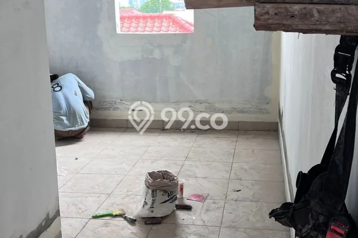 Rumah Kost untuk Dijual di Kemanggisan Punya 18 Kamar Rumah Kost untuk Dijual di Kemanggisan Punya 18 Kamar