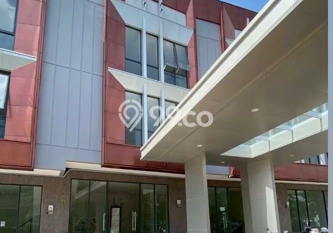 Unit Ruko Dijual di Jakarta Timur LT 144m2 & LB 400m2 Unit Ruko Dijual di Jakarta Timur LT 144m2 & LB 400m2