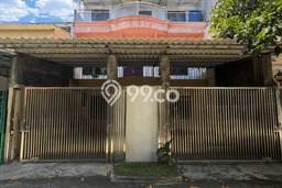 Rumah Elit LB 208m2 Siap Pakai Desain Elegan di Green garden, Jakarta Barat Rumah Elit LB 208m2 Siap Pakai Desain Elegan di Green garden, Jakarta Barat