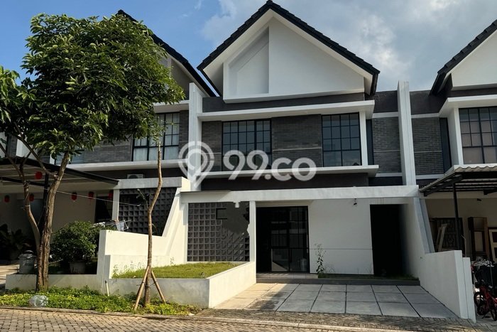 PRIME LOCATION! Rumah Strategis di , Luas 120m2m² Bangunan 66m2m² PRIME LOCATION! Rumah Strategis di , Luas 120m2m² Bangunan 66m2m²