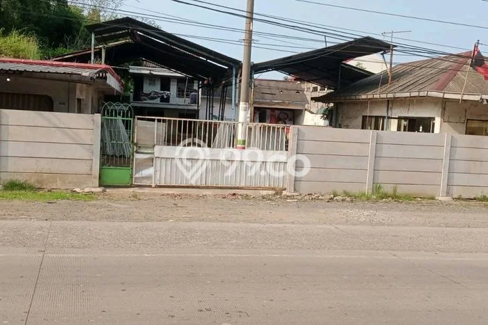Gudang Dijual Lokasi Stratagis di Tugu Semarang Cocok untuk Investasi Gudang Dijual Lokasi Stratagis di Tugu Semarang Cocok untuk Investasi