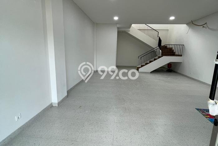 Ruko Dijual di Cibinong LT 60m2, LB 106m2 Solusi Investasi Cerdas Ruko Dijual di Cibinong LT 60m2, LB 106m2 Solusi Investasi Cerdas