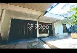 For Sale Rumah 4 Kamar Lokasi Ideal Nyaman dan Strategis di Cinere For Sale Rumah 4 Kamar Lokasi Ideal Nyaman dan Strategis di Cinere