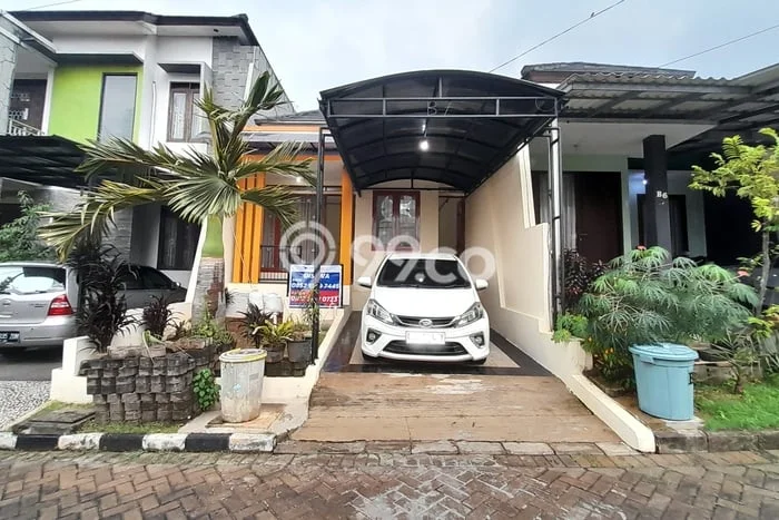 Disewakan segera hunian minimalis strategis 4 Kamar di Cinere, Depok Disewakan segera hunian minimalis strategis 4 Kamar di Cinere, Depok