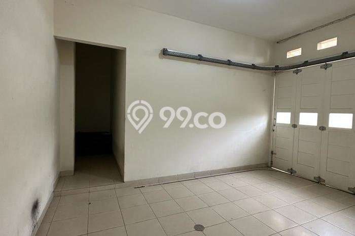 Rumah Disewakan Jakarta Selatan LT 300m2 LB 280m2 Area Pejaten Rumah Disewakan Jakarta Selatan LT 300m2 LB 280m2 Area Pejaten