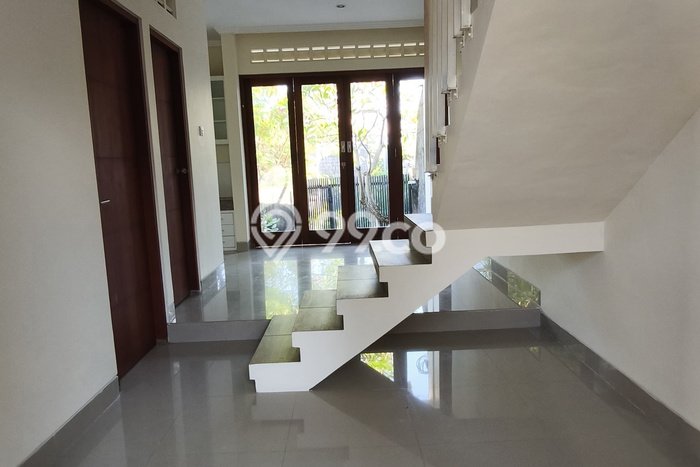Rumah Cantik Siap Pakai Di Denpasar Selatan Luas 120m2 Aman Rumah Cantik Siap Pakai Di Denpasar Selatan Luas 120m2 Aman