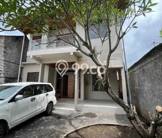 Rumah Modern LB/LT 150m2/195m2 Dijual Area Kerobokan, Badung Rumah Modern LB/LT 150m2/195m2 Dijual Area Kerobokan, Badung