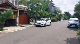 Rumah Mewah LB 285m2 Siap Pakai Desain Elegan di Cipinang, Jakarta Timur Rumah Mewah LB 285m2 Siap Pakai Desain Elegan di Cipinang, Jakarta Timur