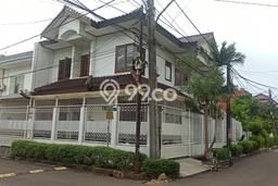 Rumah Luxury Modern Tanpa Renovasi di Rawamangun Jakarta Timur Rumah Luxury Modern Tanpa Renovasi di Rawamangun Jakarta Timur