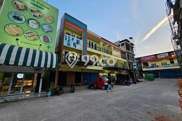 Ruko bagus disewakan di Batam Kota Batam dengan LB 245m2 harga sewa terbaik Ruko bagus disewakan di Batam Kota Batam dengan LB 245m2 harga sewa terbaik