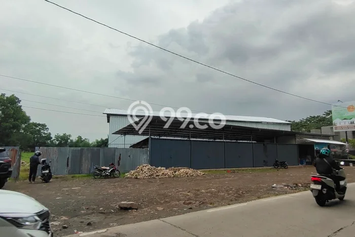 Gudang Komersial Disewakan di Tigaraksa Tangerang Luas 720m2 Gudang Komersial Disewakan di Tigaraksa Tangerang Luas 720m2