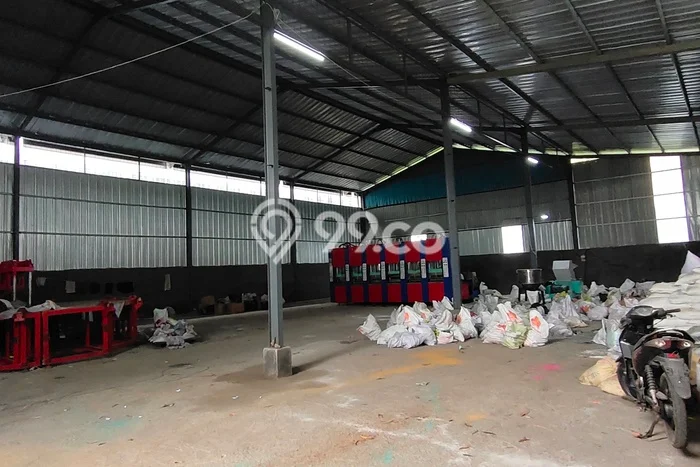 Gudang Komersial Disewakan di Tigaraksa Tangerang Luas 720m2 Gudang Komersial Disewakan di Tigaraksa Tangerang Luas 720m2