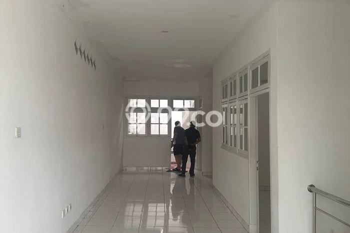 Rumah Kontrakan Jakarta Barat LT 144m2 LB 432m2 Kawasan Jelambar Rumah Kontrakan Jakarta Barat LT 144m2 LB 432m2 Kawasan Jelambar