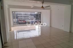Disewakan Ruko di Kawasan Ramai Otista Luas 300m2 Disewakan Ruko di Kawasan Ramai Otista Luas 300m2