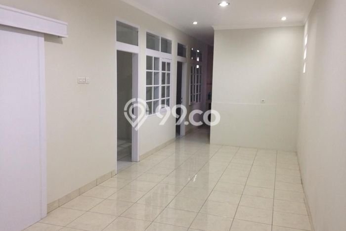 Jual Rumah Strategis Bagus Punya 3 KT di Astanaanyar Bandung SHM Jual Rumah Strategis Bagus Punya 3 KT di Astanaanyar Bandung SHM