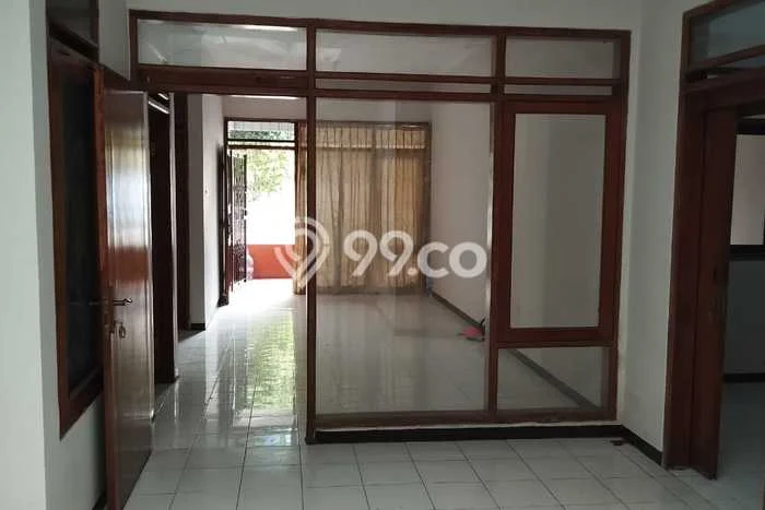 Disewakan Segera Rumah Kondisi Bagus di Kawasan Batununggal, Bandung Disewakan Segera Rumah Kondisi Bagus di Kawasan Batununggal, Bandung