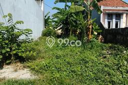 LOKASI STRATEGIS! Tanah Kawasan , Luas 140m2m², Area Asri, Cocok untuk Hunian LOKASI STRATEGIS! Tanah Kawasan , Luas 140m2m², Area Asri, Cocok untuk Hunian