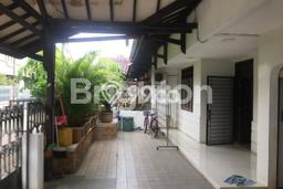 Rumah Modern 2 KT di Taman Kota Jakarta Barat Rumah Modern 2 KT di Taman Kota Jakarta Barat