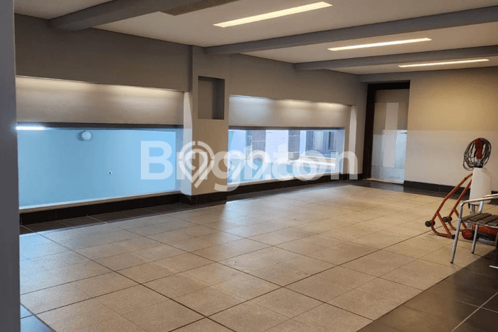 Jual Rumah Mewah Elegan Dengan View Eksklusif di Intercon, Jakarta Barat Jual Rumah Mewah Elegan Dengan View Eksklusif di Intercon, Jakarta Barat