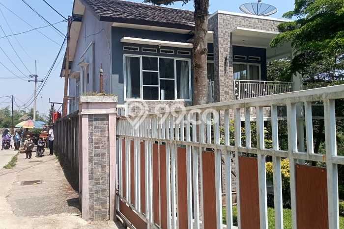 Dijual Vila di Cisarua, Dimensi 3m², Area Nyaman Dijual Vila di Cisarua, Dimensi 3m², Area Nyaman