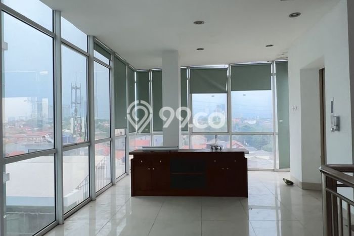 Unit Ruko Dijual di Mampang Prapatan Jakarta Selatan Luas Bangunan 543m2 Unit Ruko Dijual di Mampang Prapatan Jakarta Selatan Luas Bangunan 543m2