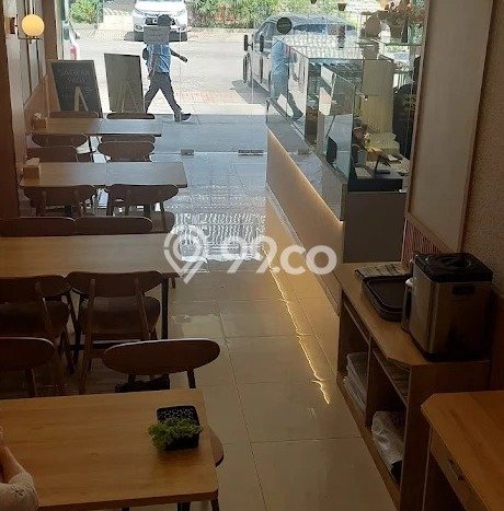 Ruko disewakan di Cicendo Bandung dengan luas bangunan 130m2 Ruko disewakan di Cicendo Bandung dengan luas bangunan 130m2