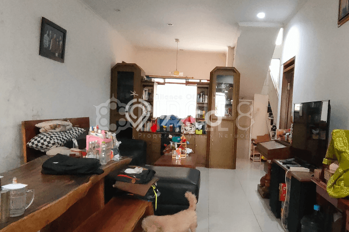 Hunian Mewah LB 250m2 Siap Pakai Desain Elegan di Peta, Bandung Hunian Mewah LB 250m2 Siap Pakai Desain Elegan di Peta, Bandung