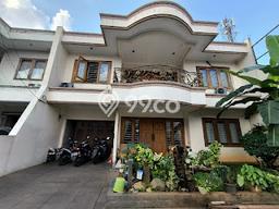 Siap Huni Rumah Mewah 6 Kamar di Duren Sawit Dekat ke Mana Pun Siap Huni Rumah Mewah 6 Kamar di Duren Sawit Dekat ke Mana Pun