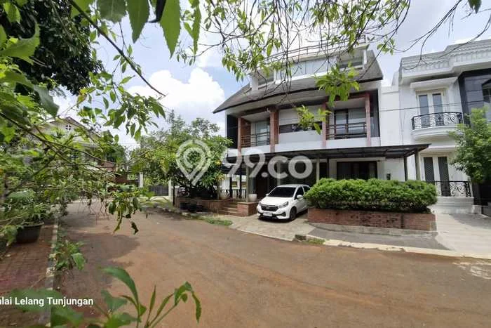 Dijual Rumah Premium dengan Fasilitas Sekitar Komplit di Pesanggrahan, Jakarta Selatan Dijual Rumah Premium dengan Fasilitas Sekitar Komplit di Pesanggrahan, Jakarta Selatan