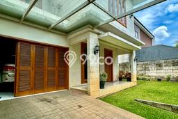 Hunian Mewah LB 325m2 Siap Huni Desain Elegan di Sektor 9-Bintaro, Tangerang Selatan Hunian Mewah LB 325m2 Siap Huni Desain Elegan di Sektor 9-Bintaro, Tangerang Selatan
