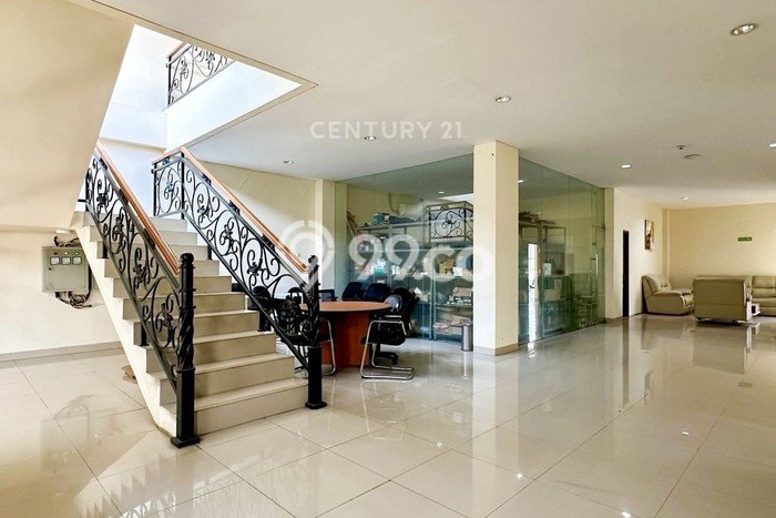 KAWASAN PREMIUM! Kantor Kawasan Pondok Aren, Luas 2000m2m², Pusat Komersial KAWASAN PREMIUM! Kantor Kawasan Pondok Aren, Luas 2000m2m², Pusat Komersial