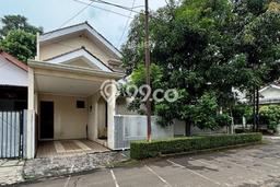 Rumah Mewah LB 230m2 Siap Pakai Desain Elegan di Sektor 2 - Bintaro, Jakarta Selatan Rumah Mewah LB 230m2 Siap Pakai Desain Elegan di Sektor 2 - Bintaro, Jakarta Selatan