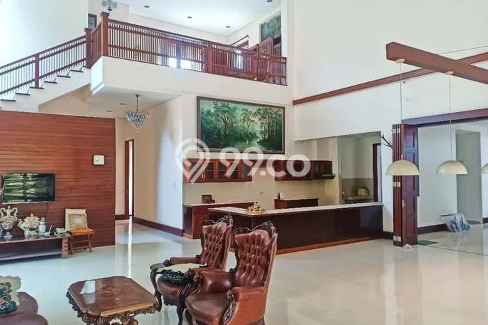 Dijual Rumah Premium dengan Fasilitas Sekitar Lengkap di BSD, Tangerang Selatan Dijual Rumah Premium dengan Fasilitas Sekitar Lengkap di BSD, Tangerang Selatan