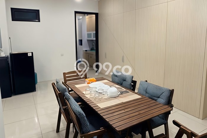 Rumah Eksklusif Dijual LT 153m2 di BSD, Tangerang Selatan Rumah Eksklusif Dijual LT 153m2 di BSD, Tangerang Selatan