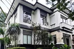 Siap Huni Rumah Mewah 4 Kamar di BSD Dekat ke Mana Saja Siap Huni Rumah Mewah 4 Kamar di BSD Dekat ke Mana Saja