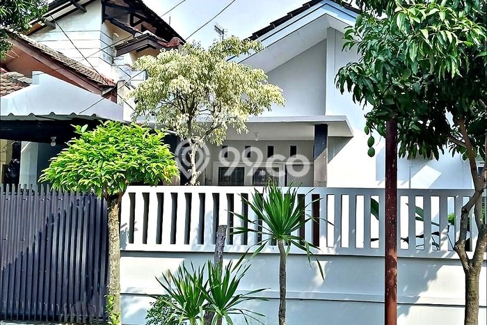 Hunian Cantik Modern Lb 100m2 di Pamulang, Tangerang Selatan Hunian Cantik Modern Lb 100m2 di Pamulang, Tangerang Selatan