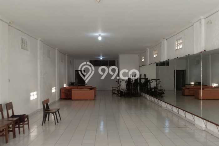 Ruko Dijual di Makassar LT 366m2 & LB 573m2 Lokasi Terbaik! Ruko Dijual di Makassar LT 366m2 & LB 573m2 Lokasi Terbaik!