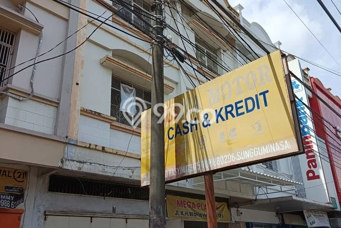 INVESTASI CERDAS! Ruko di Makassar, Luas 240m2m², Pusat Bisnis INVESTASI CERDAS! Ruko di Makassar, Luas 240m2m², Pusat Bisnis