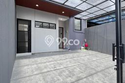 Rumah Elit Modern Siap Huni di Kedoya Jakarta Barat Rumah Elit Modern Siap Huni di Kedoya Jakarta Barat