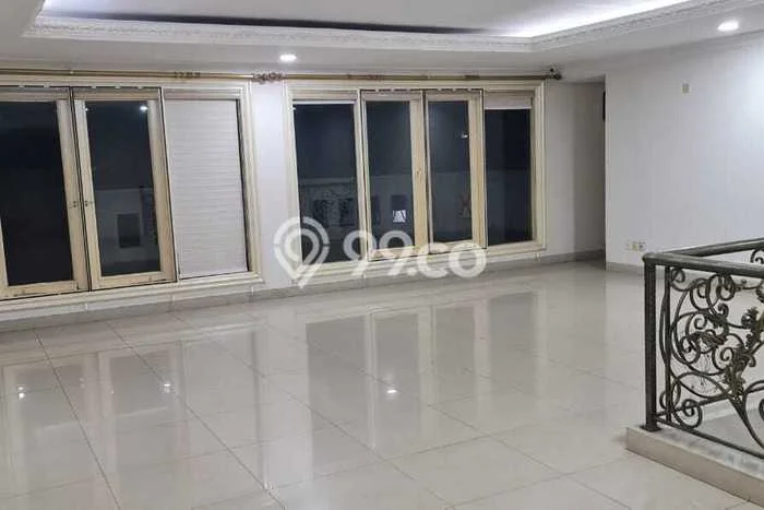 Rumah Elit Modern Tanpa Renovasi di Pantai Indah Kapuk Jakarta Utara Rumah Elit Modern Tanpa Renovasi di Pantai Indah Kapuk Jakarta Utara