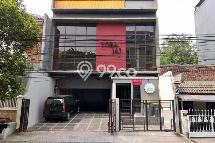 Ruko Dijual di Jakarta Pusat LT 150m2 & LB 400m2 Lokasi Terbaik! Ruko Dijual di Jakarta Pusat LT 150m2 & LB 400m2 Lokasi Terbaik!