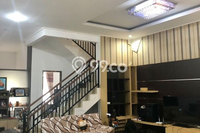 Rumah Elit Modern Siap Huni di Intercon Jakarta Barat Rumah Elit Modern Siap Huni di Intercon Jakarta Barat