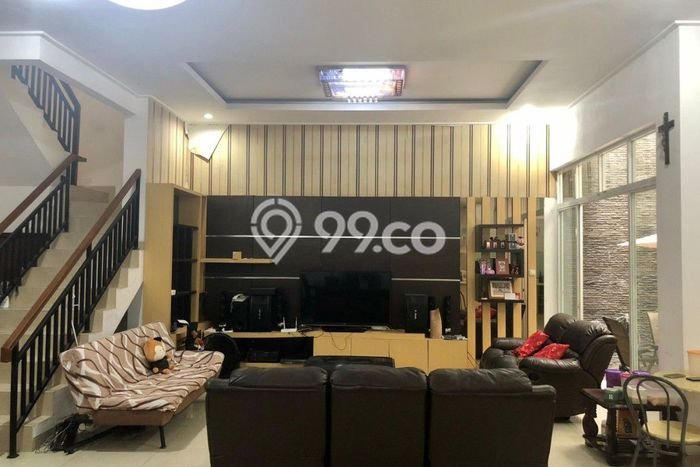 Rumah Elit Modern Siap Huni di Intercon Jakarta Barat Rumah Elit Modern Siap Huni di Intercon Jakarta Barat