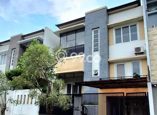 Disewakan Rumah Harga Terjangkau di Permata Buana Jakarta Barat Punya 3 Kamar Tidur Disewakan Rumah Harga Terjangkau di Permata Buana Jakarta Barat Punya 3 Kamar Tidur